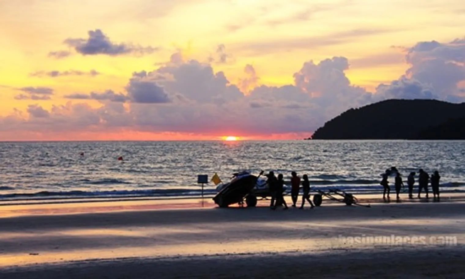 Cenang Beach
