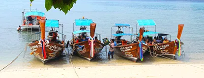 How to Go Island Hopping within the Koh Phi Phi Archipelago