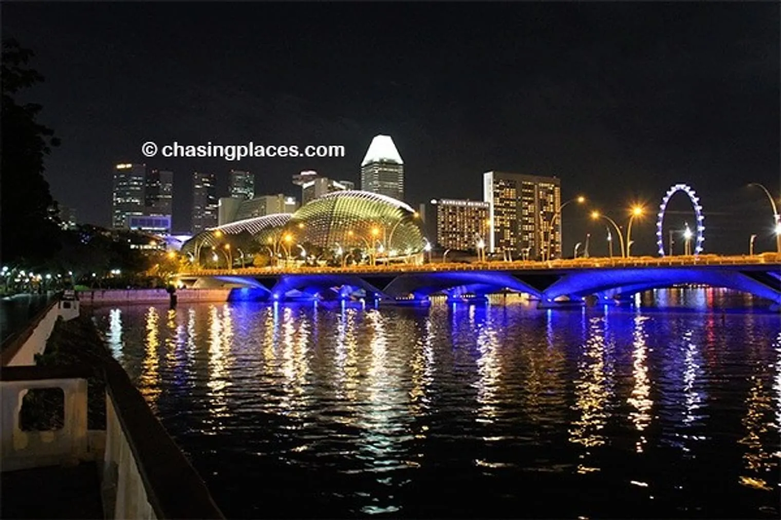 Chasing Places Travel Guide: Singapore