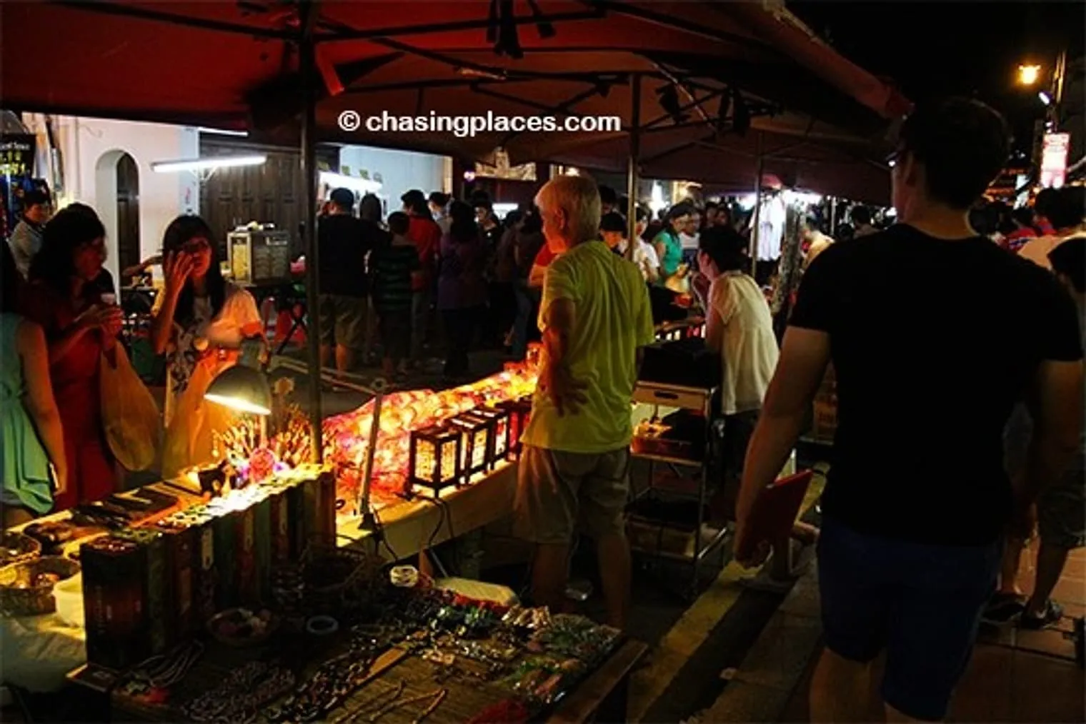Lots of goods are always on display on Jonker Walk