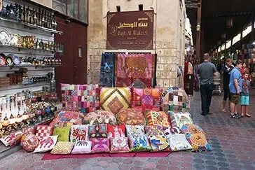 How to Get to Bur Dubai Old Souk/Textile Souk By Dubai Metro Train or Boat