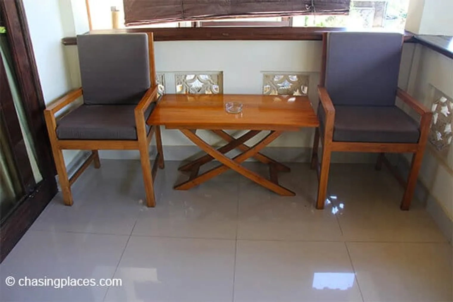 each-room-has-a-few-chairs-outside-to-relax-and-read-while-at-rinjani-lodge