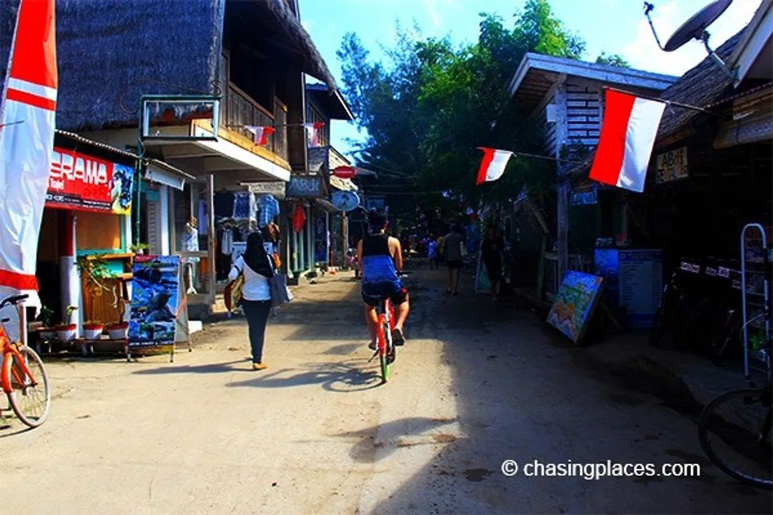 A look at the main street of Gili Trawangan