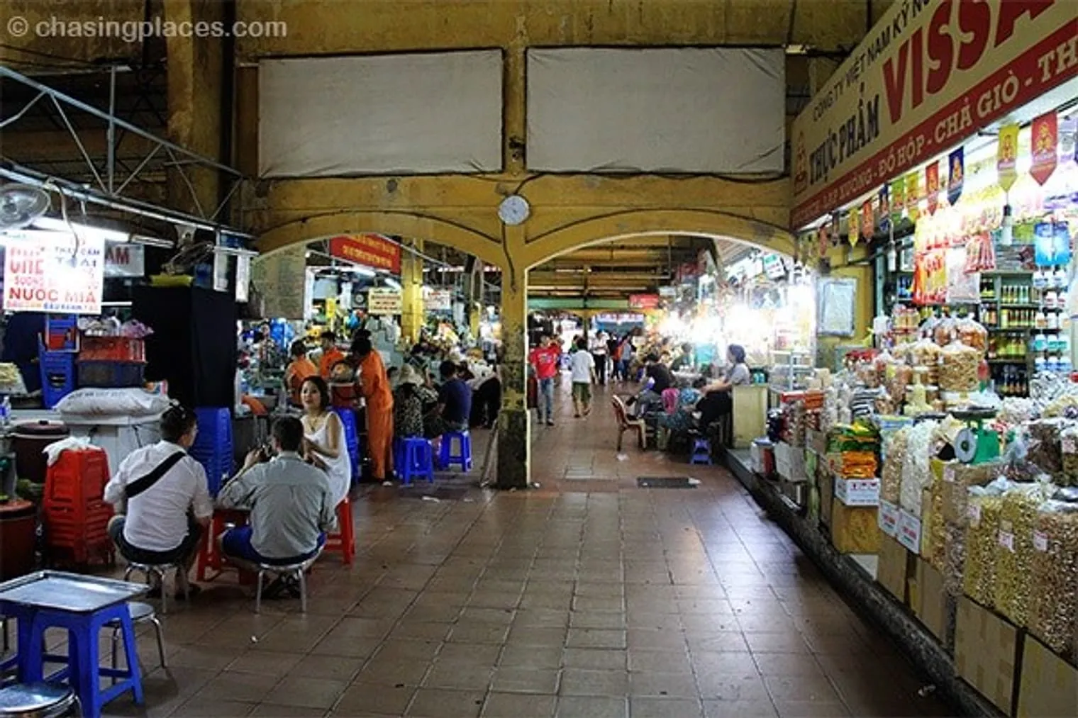 Travel Guide: 3 Must See Markets in South East Asia