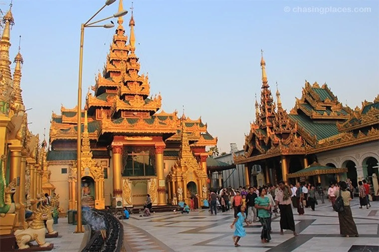 People of all ages at Shwedagon Pagoda