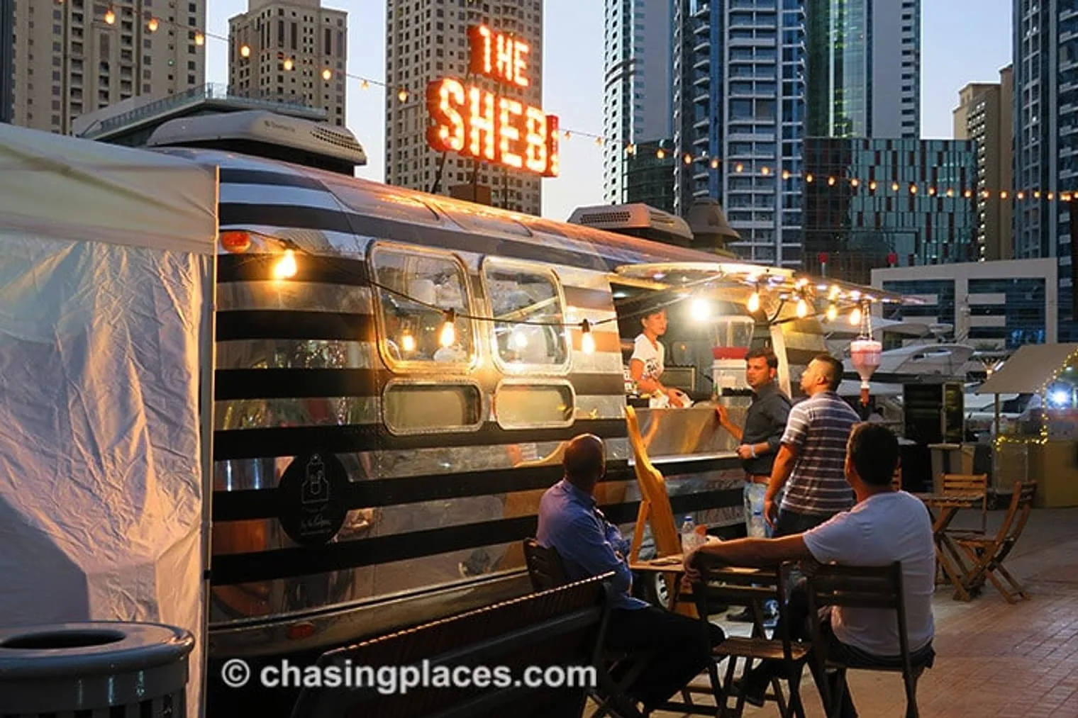 There are many affordable choices for eating in Dubai